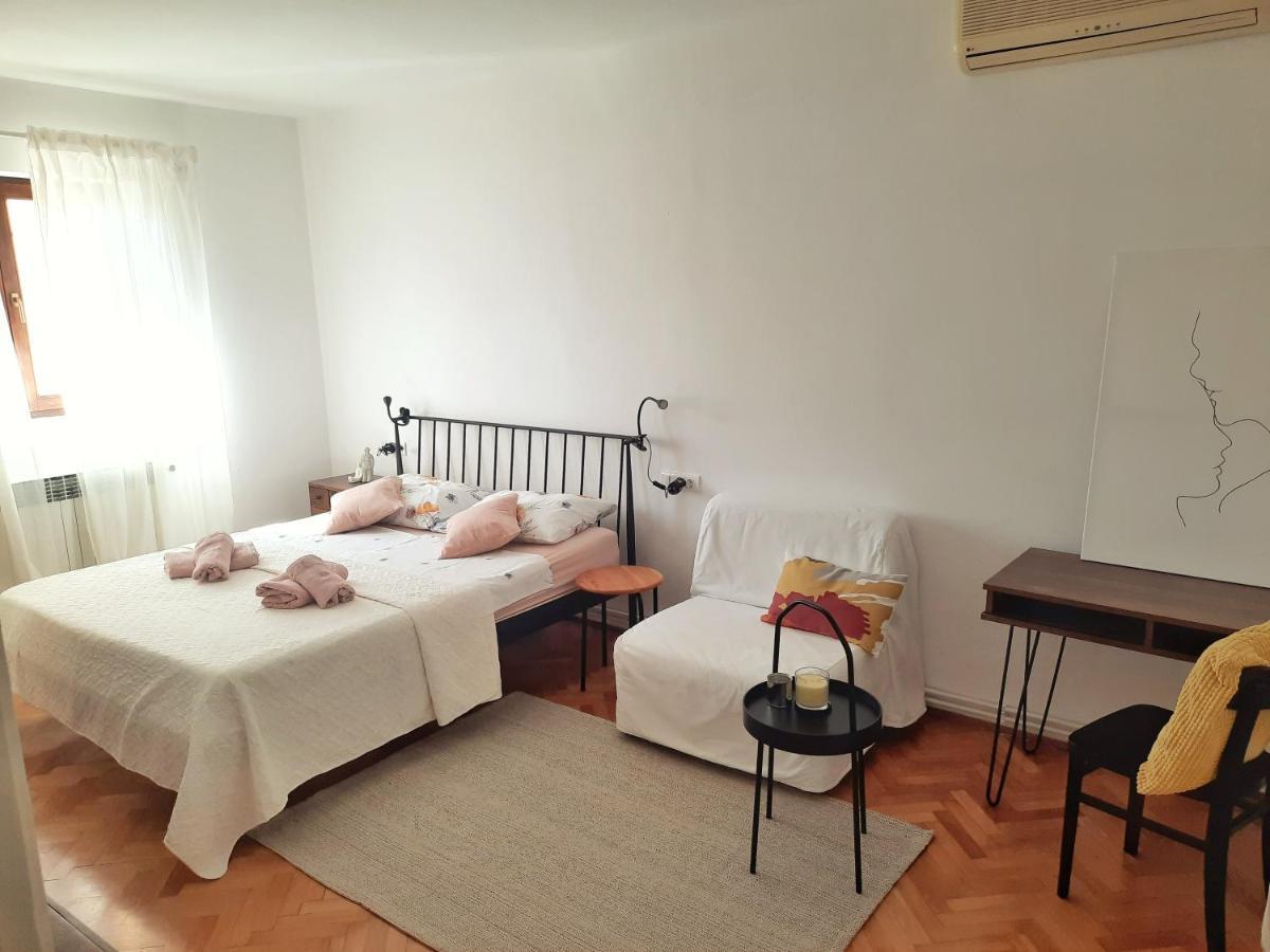 Apartment Nino in Pola Esterno foto
